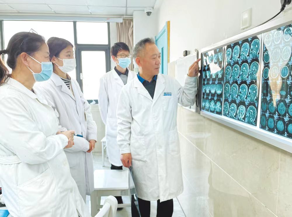 24小時內高質量完成六臺手術 菏澤市立醫院卒中團隊護航患者生命安全
